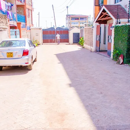 Lyzzy Premier Appartement Kisumu Buitenkant foto